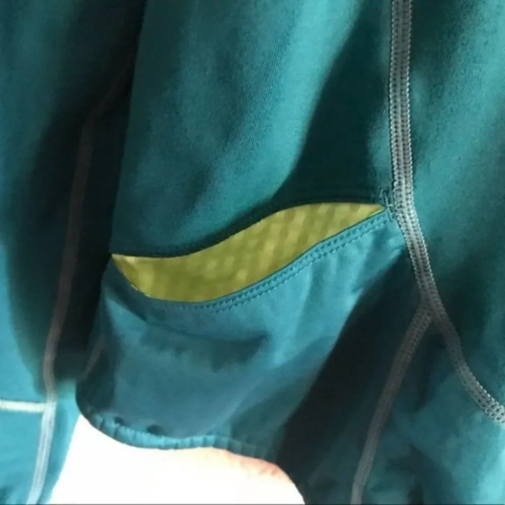 NWOT Nike Dri Fit Full Zip Athletic Jacket Small‎ Teal Running Jacket